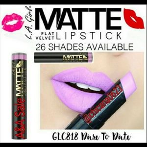 Dare to Date Flat Velvet Matte Lipstick
